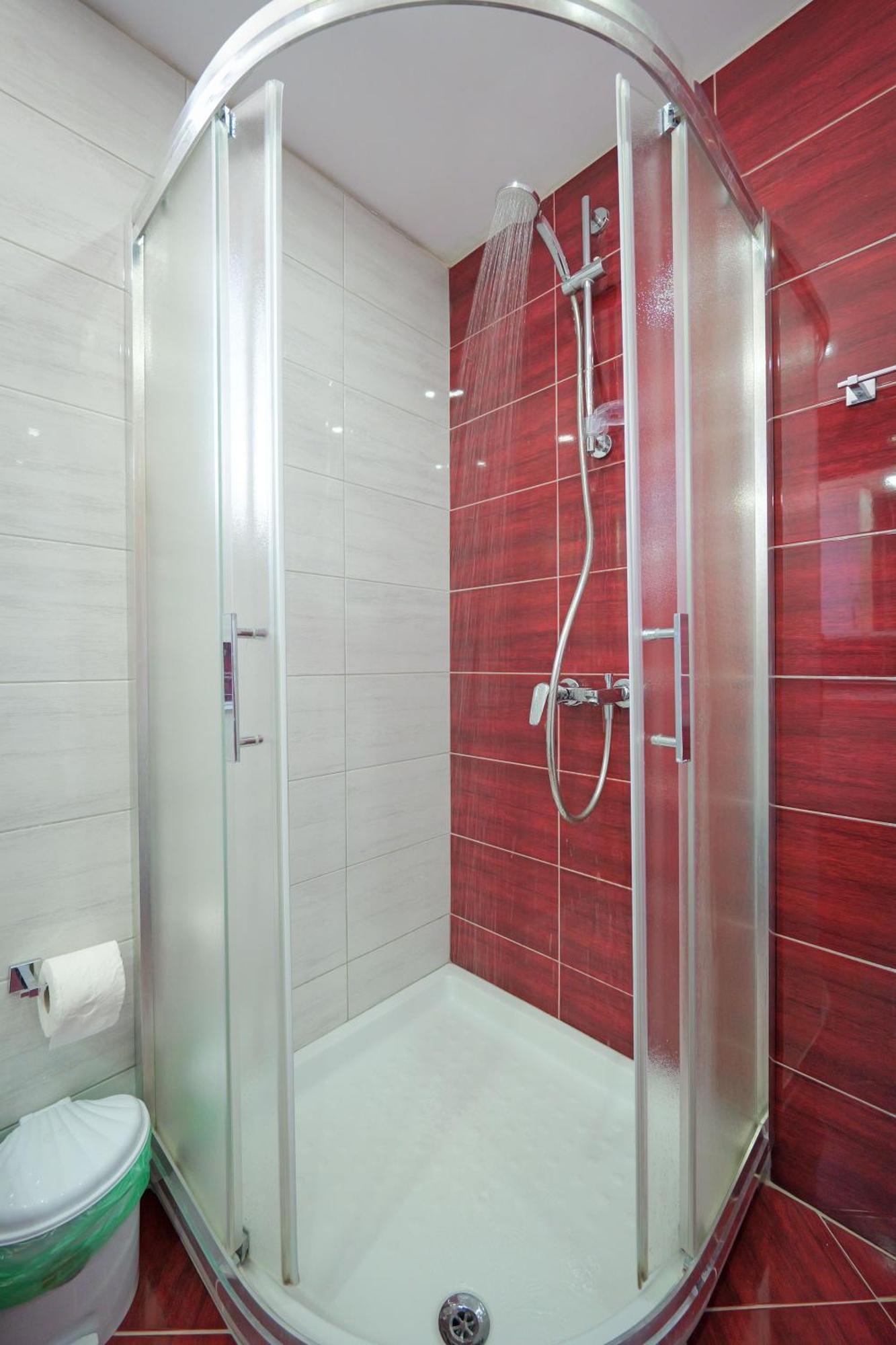 Dana Hotel Apartments Sarandë Esterno foto